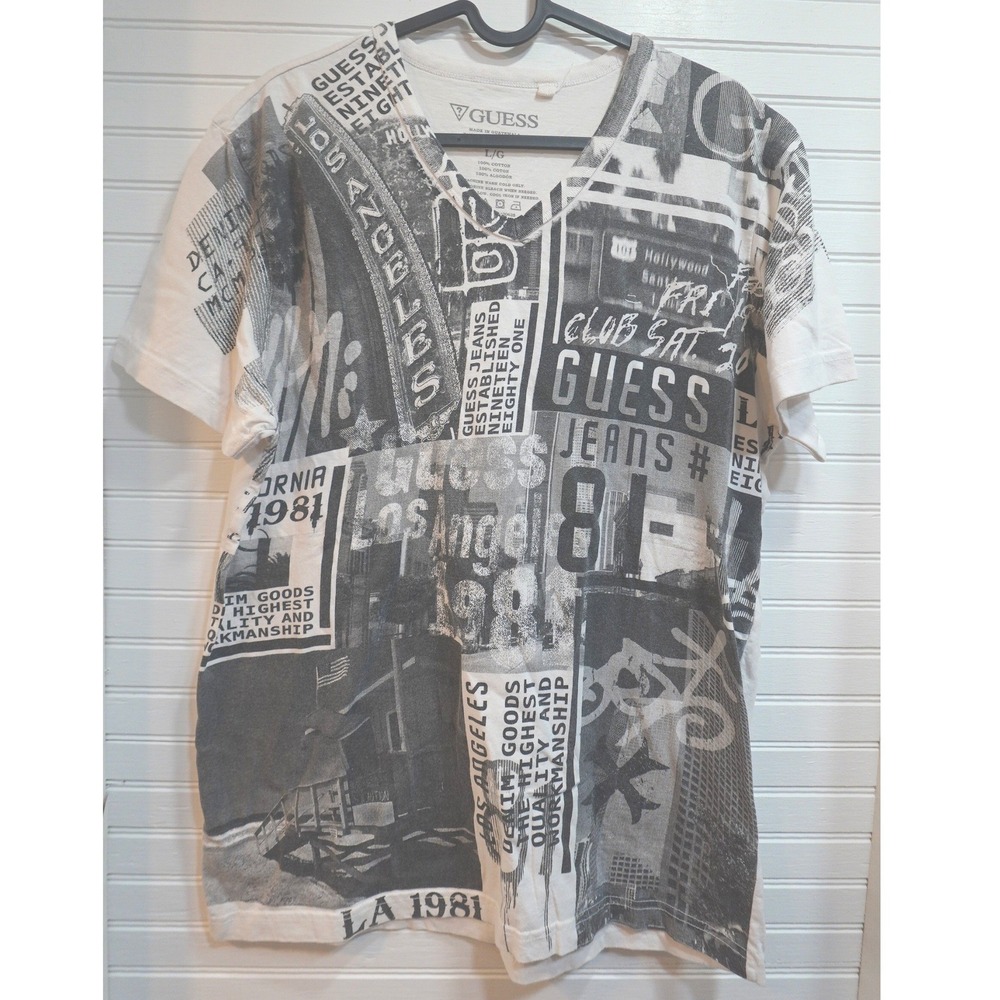 Guess 81 Script V-Neck T-Shirt Men's Large Los Angeles Streetwear Y2K Grunge Tee - Picture 8 of 8